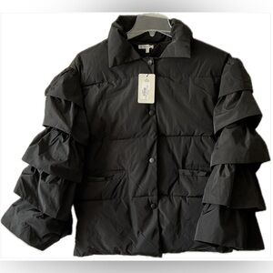 NWT Veveret Black Ruffled Sleeve Women's Puffer Jacket Size M